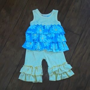 Haute Baby girls matching 2 piece outfit